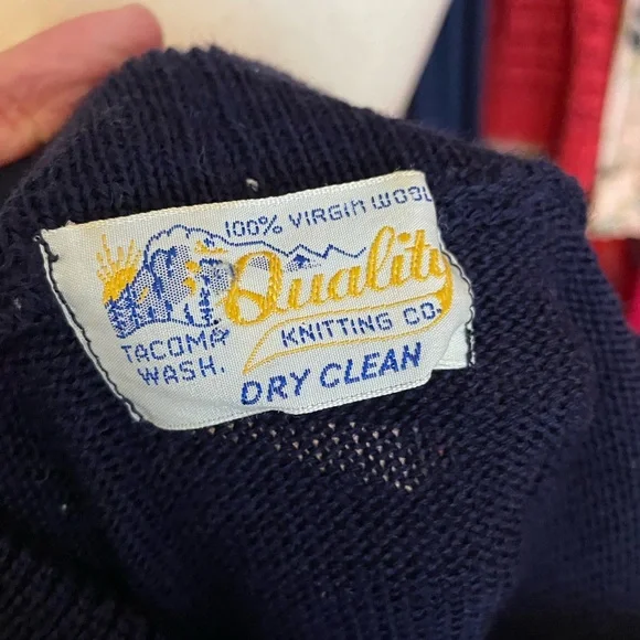 Vintage Cheerleading Sweater - Size Small/Medium - Picture 9 of 9